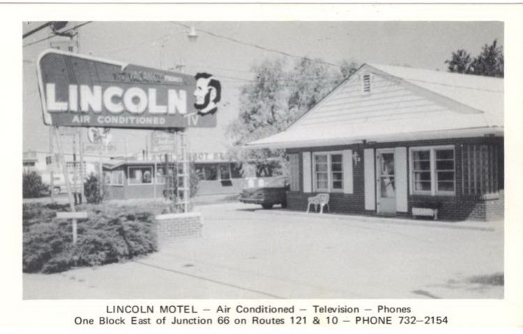 IL042500.jpg