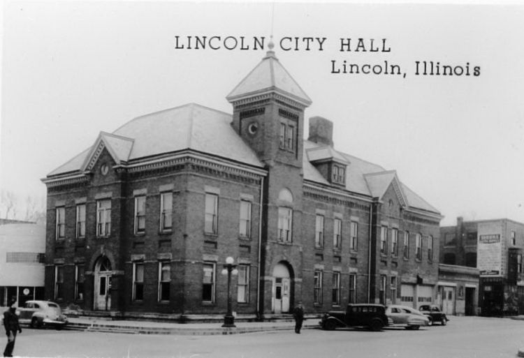 IL045300.jpg