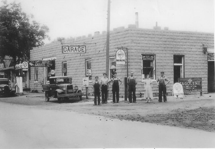 IL048400.jpg