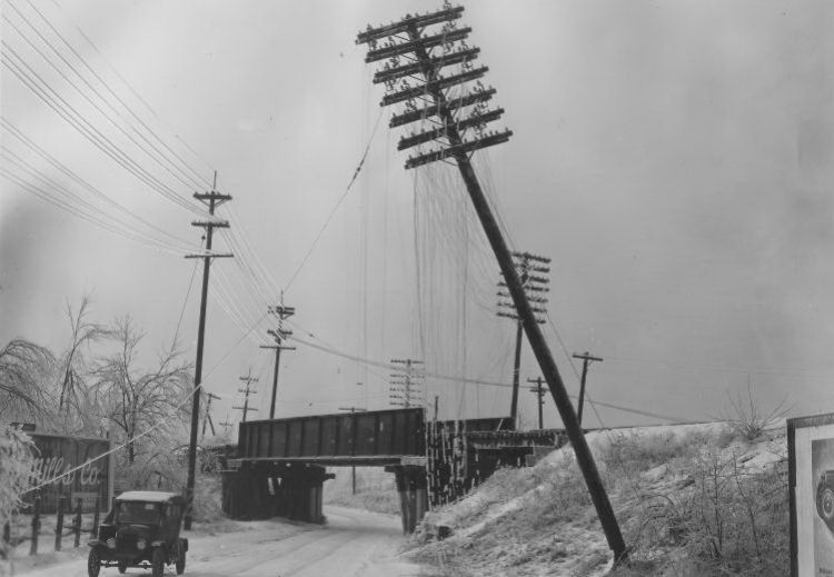 IL049700.jpg