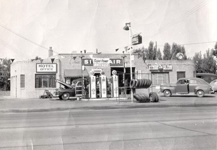 IL053600.jpg