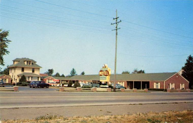 IL065202.jpg