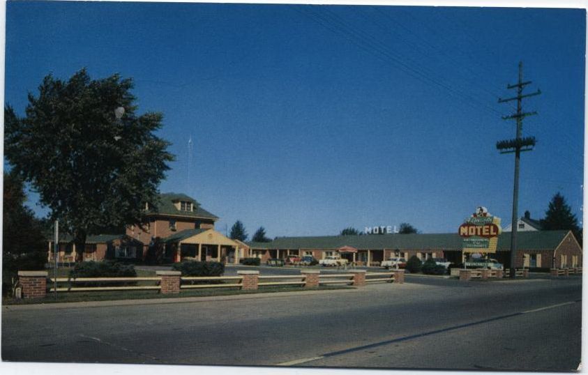 IL065300.jpg