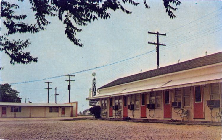 IL081200.jpg