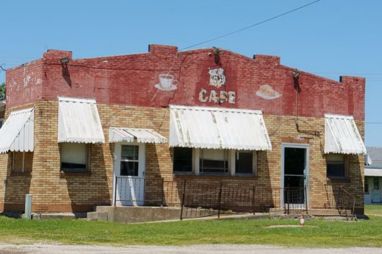 IL082200.jpg