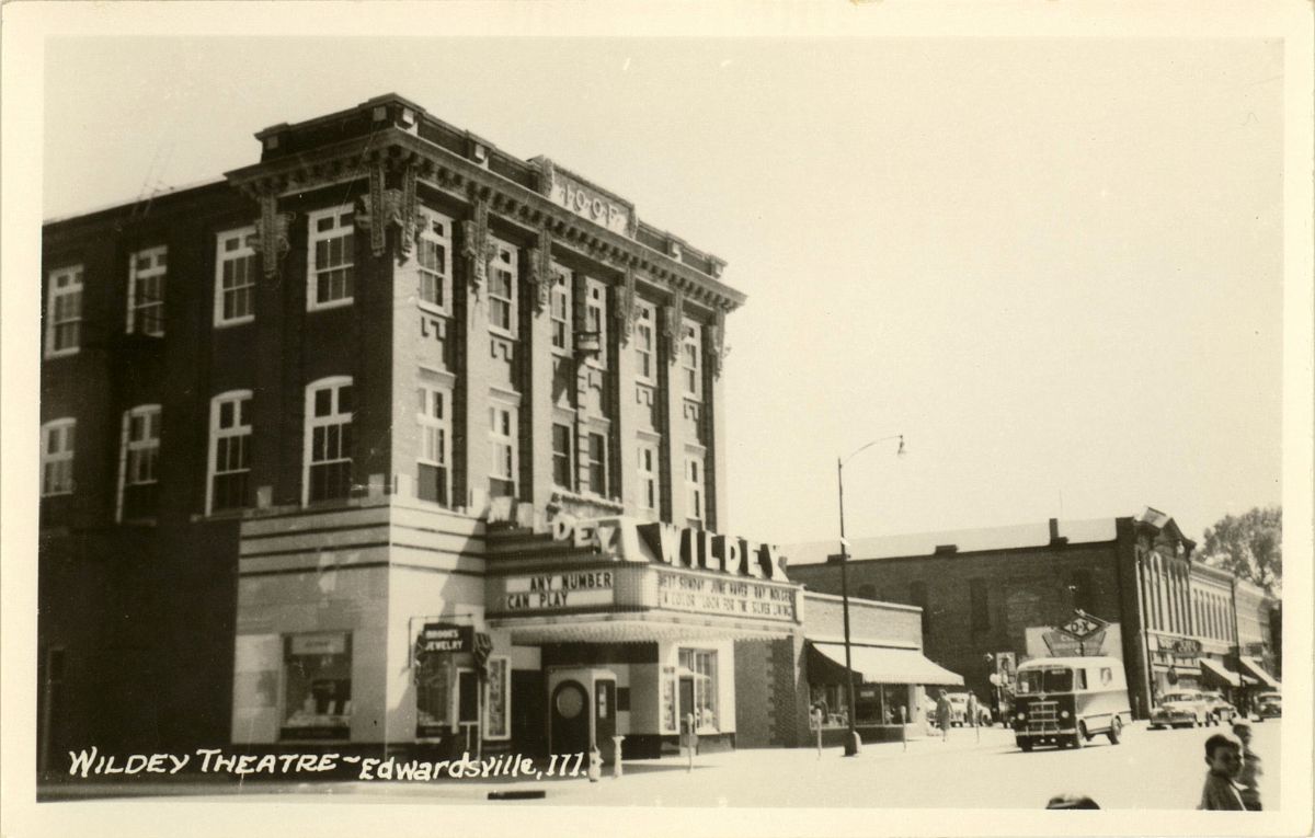 IL088275.jpg