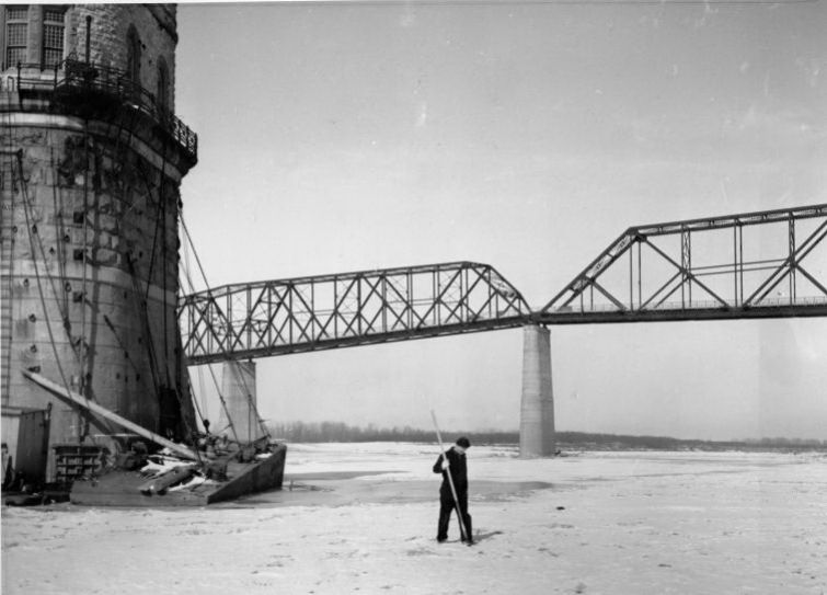 IL095310.jpg