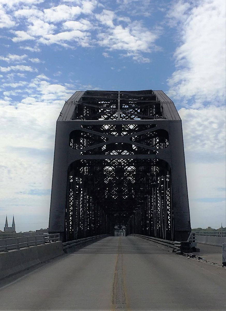 IL096440.jpg