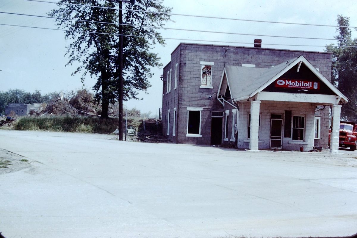 IL096539.jpg