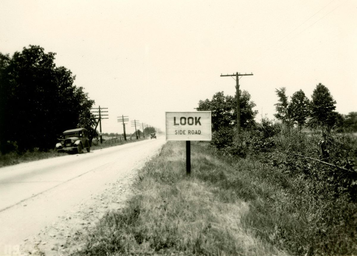 IL097102.jpg