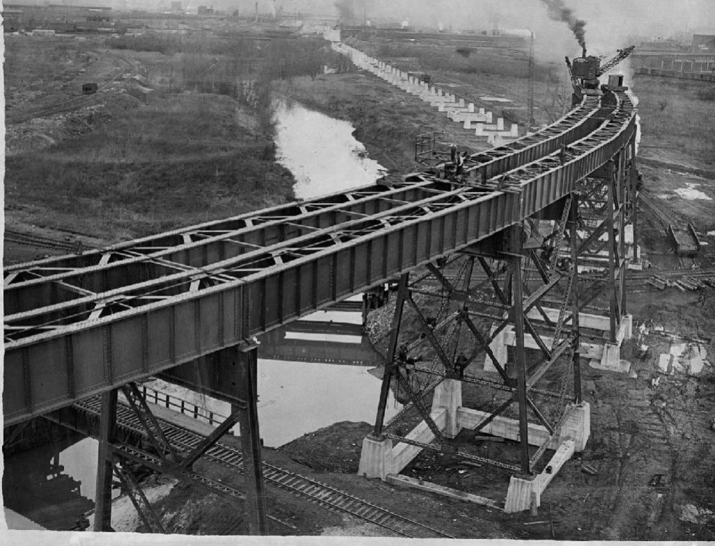 IL099506.jpg