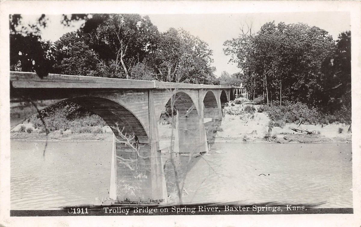 KS044005.jpg
