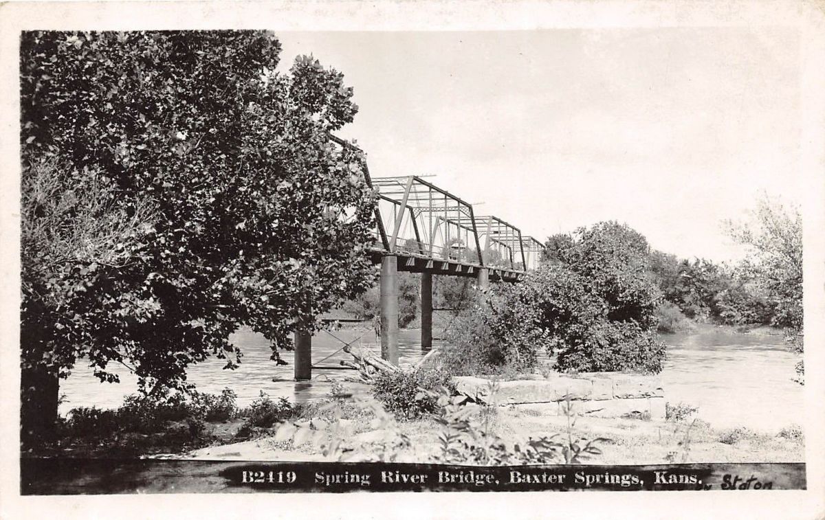 KS097600.jpg