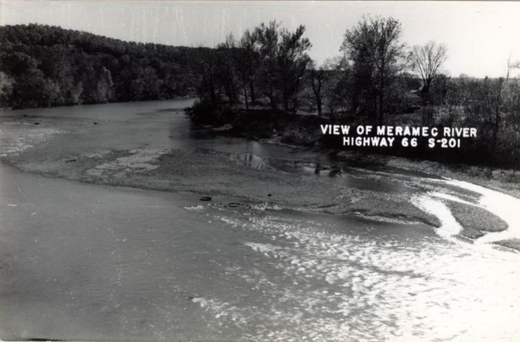 MOH74000.jpg