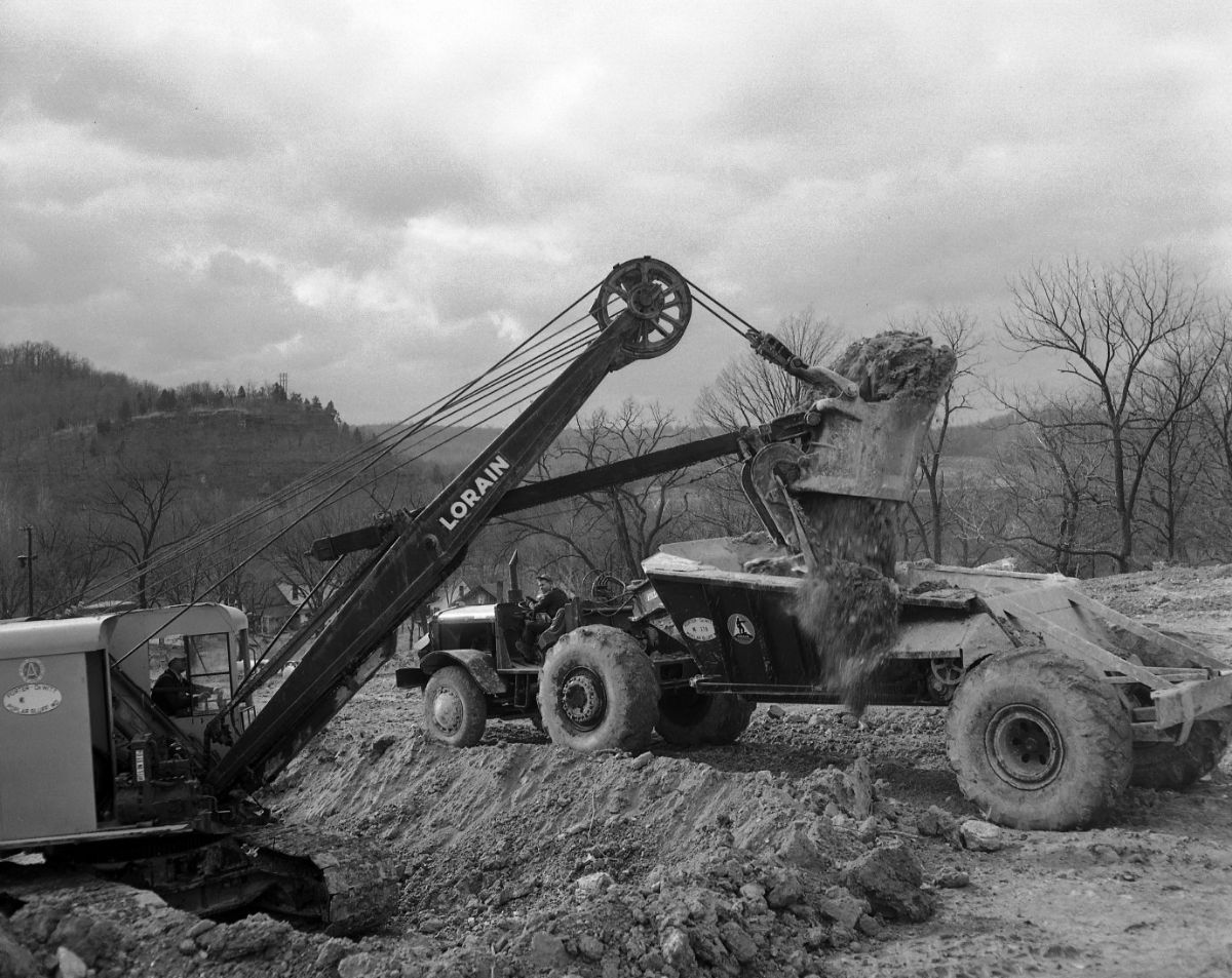 MON09800.jpg