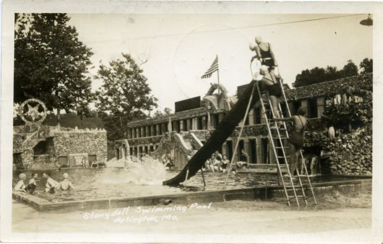MON17600.jpg
