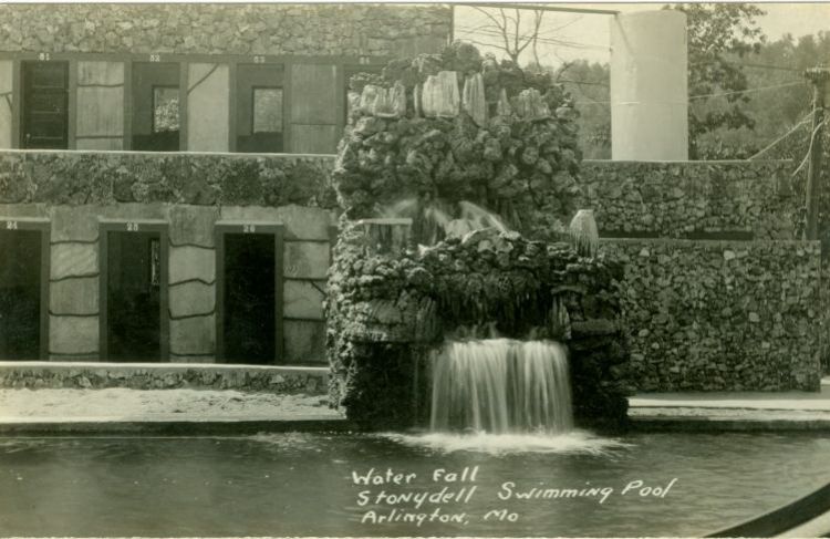 MON18400.jpg