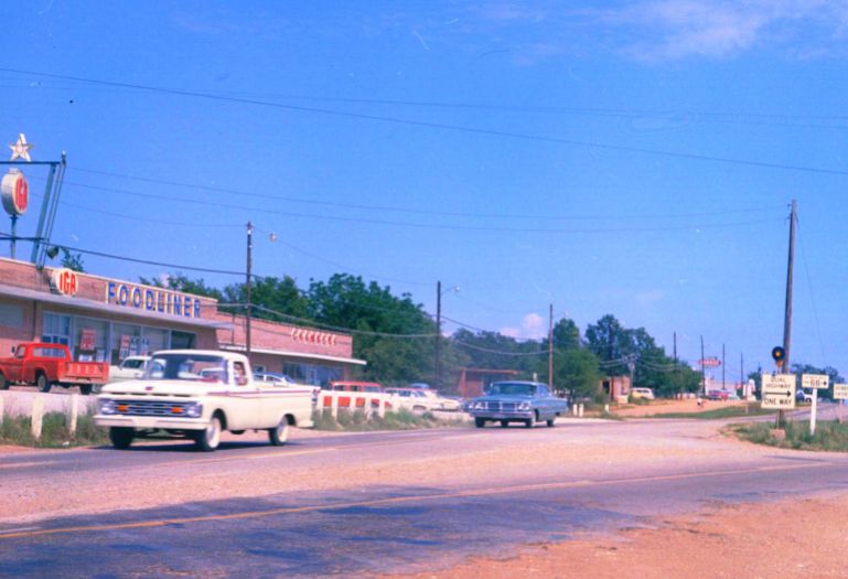 MON60800.jpg
