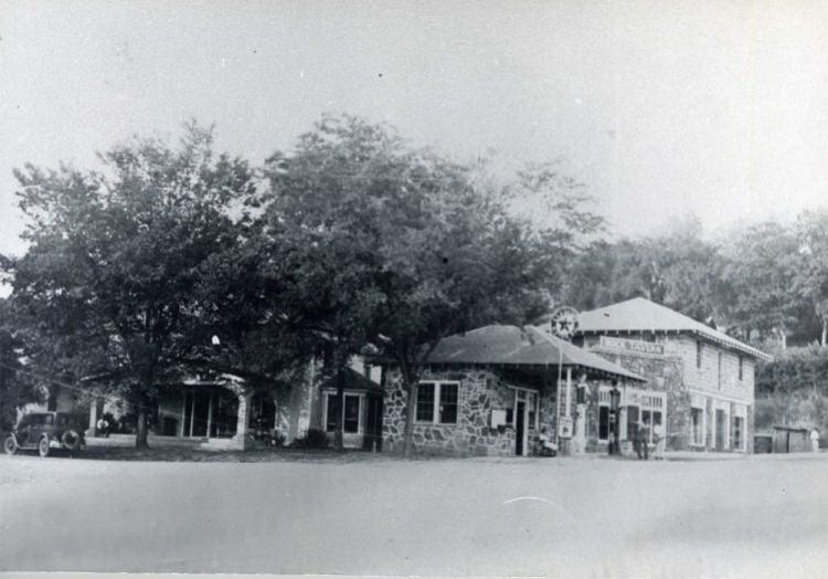 MON68400.jpg