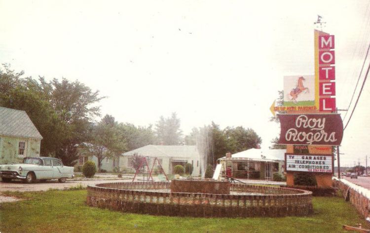 MOT82750.jpg