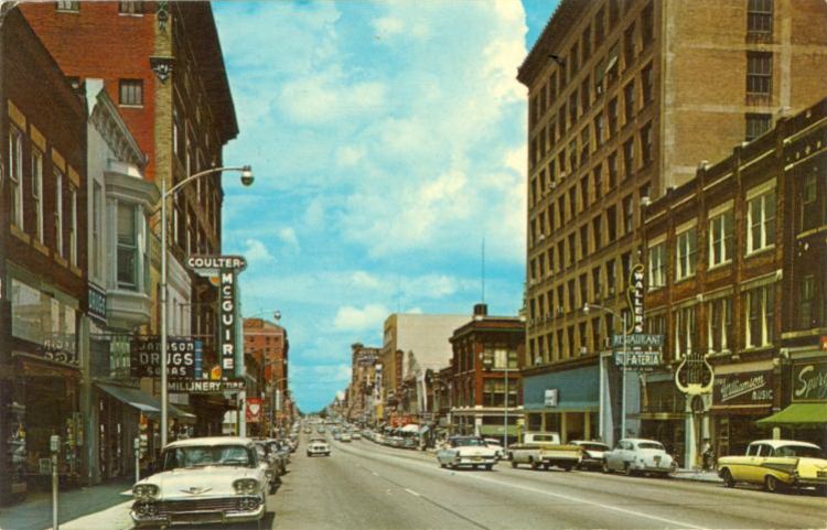 MOY19500.jpg