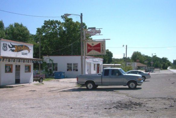 MOY70500.jpg