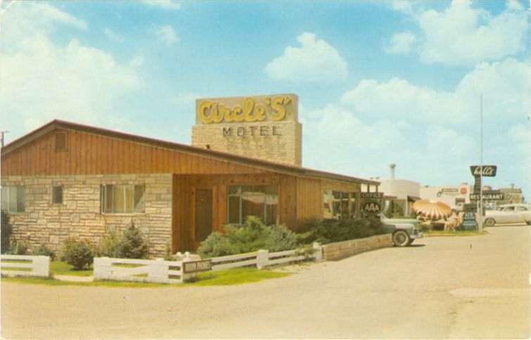 NM010000.jpg