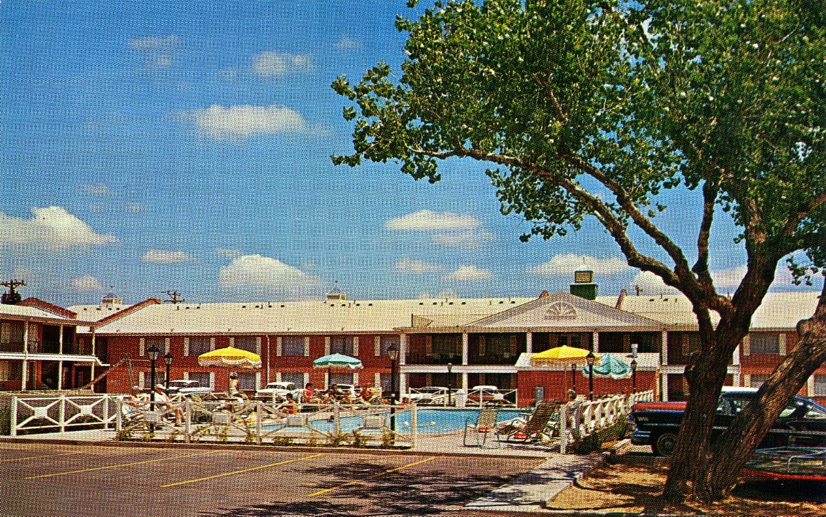 TX030600.jpg