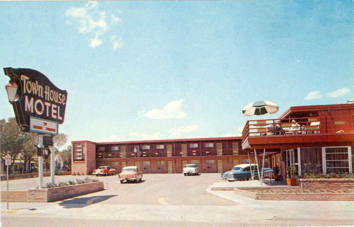 TX072900.jpg