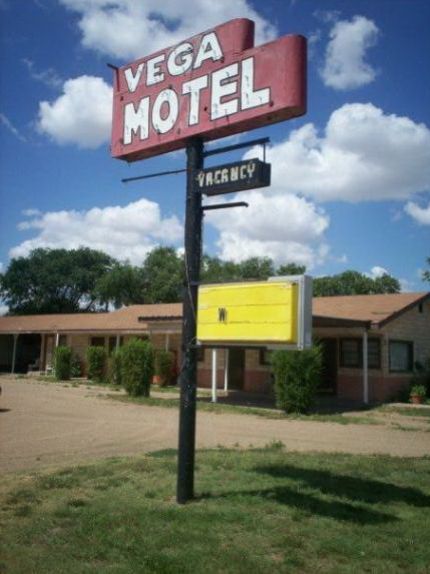 TX081600.jpg