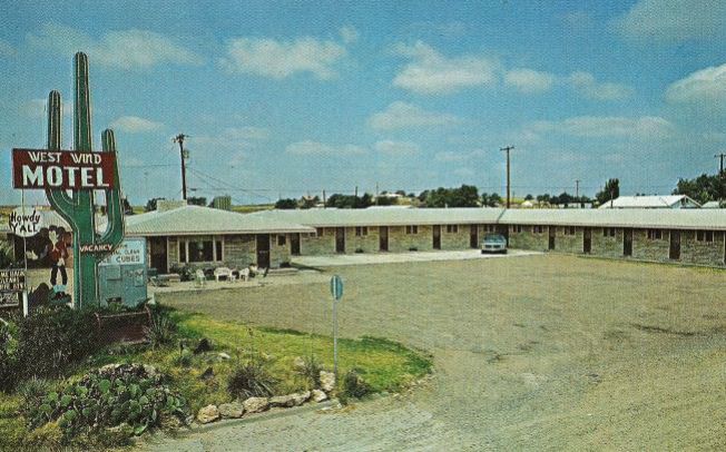 TX083900.jpg